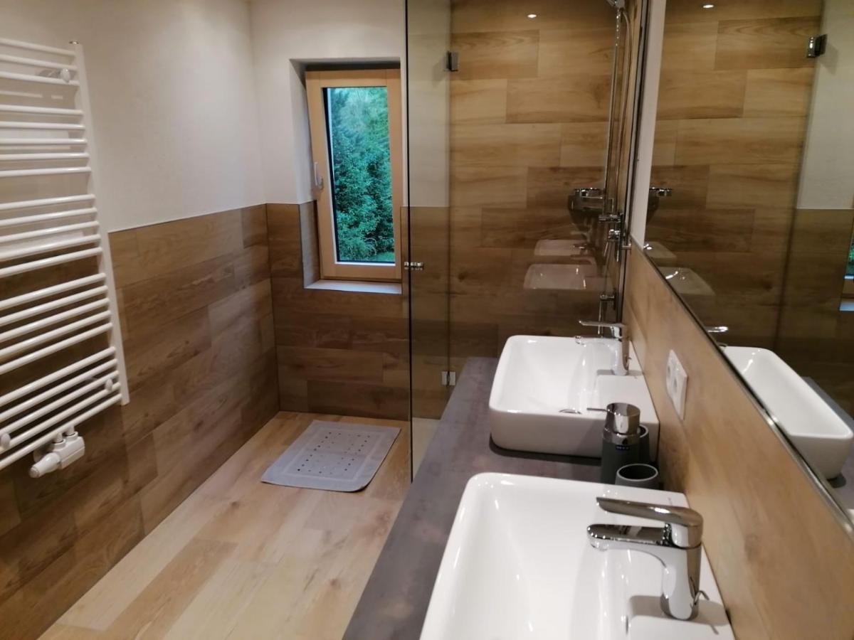 Haus Schloegl Apartment พฟุนด์ส ภายนอก รูปภาพ
