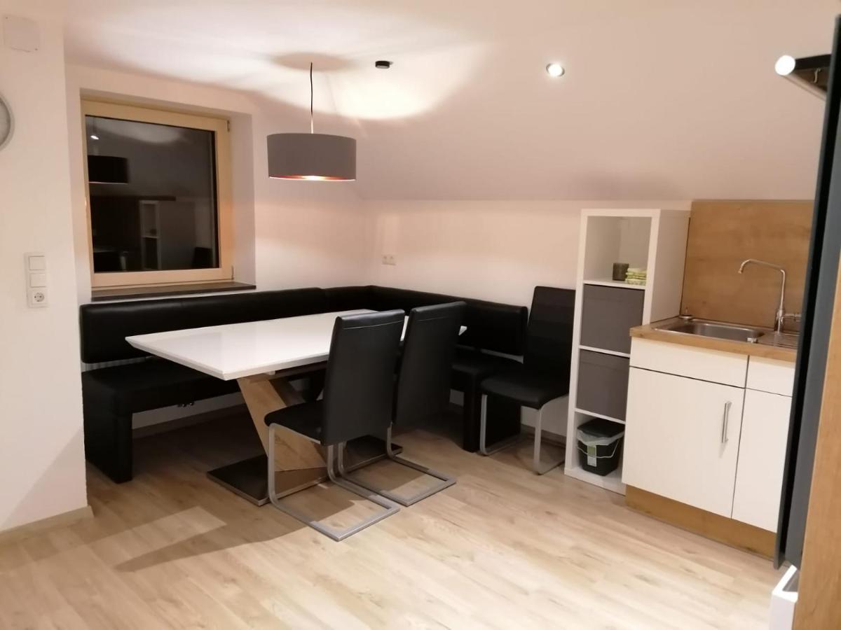 Haus Schloegl Apartment พฟุนด์ส ภายนอก รูปภาพ